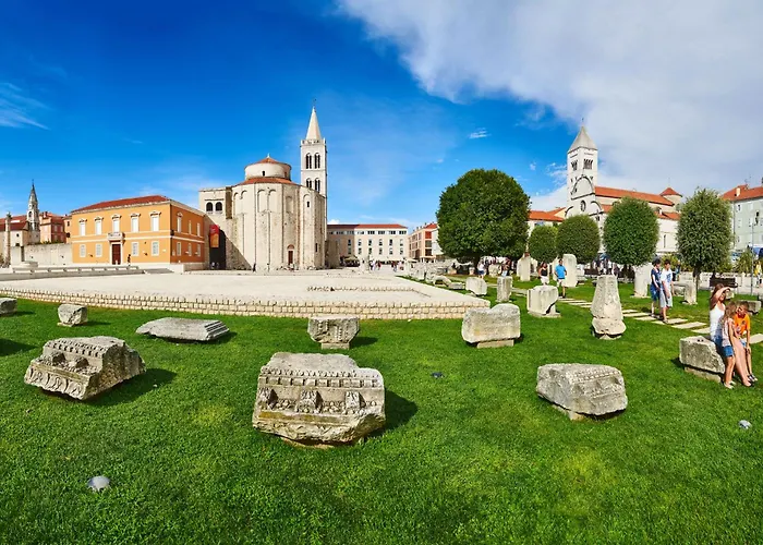 Zadar, County 8 * Zára