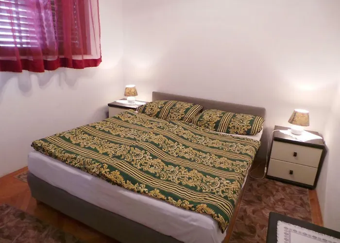 Zadar, County 8 Apartman *